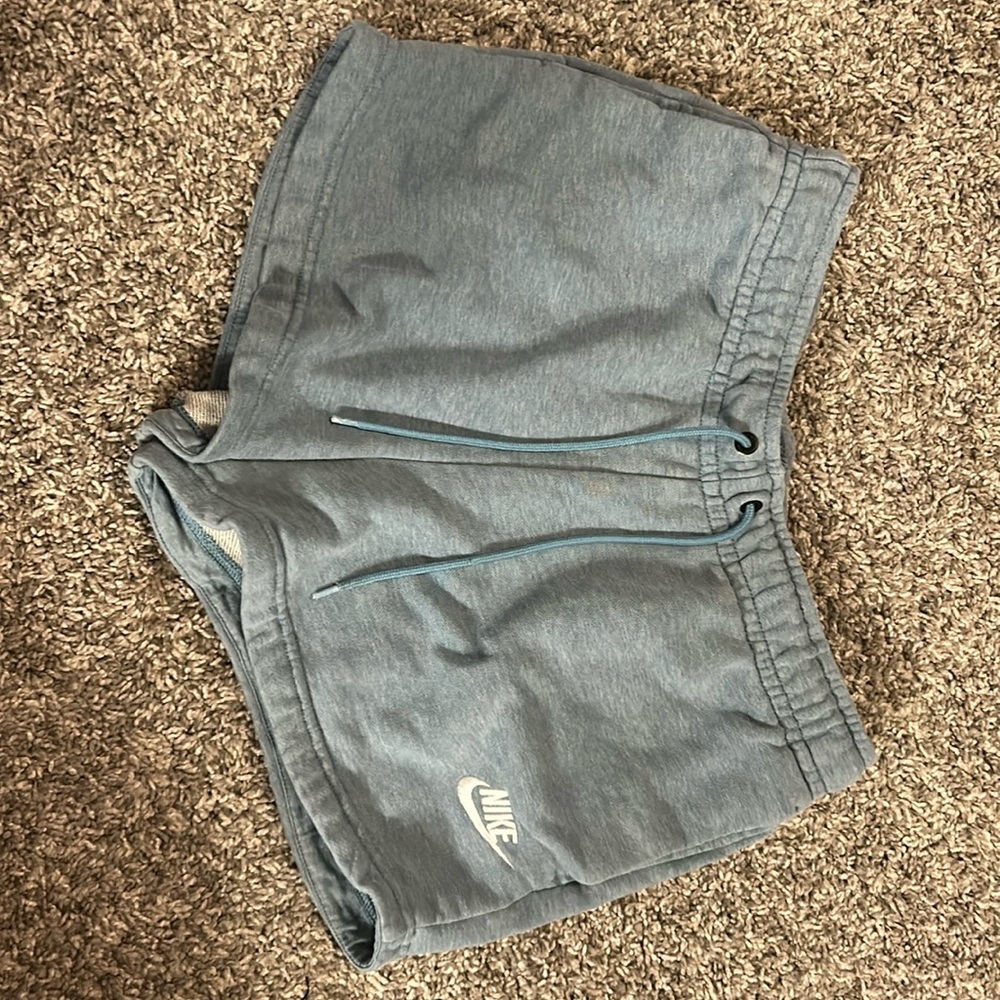 women’s nike shorts